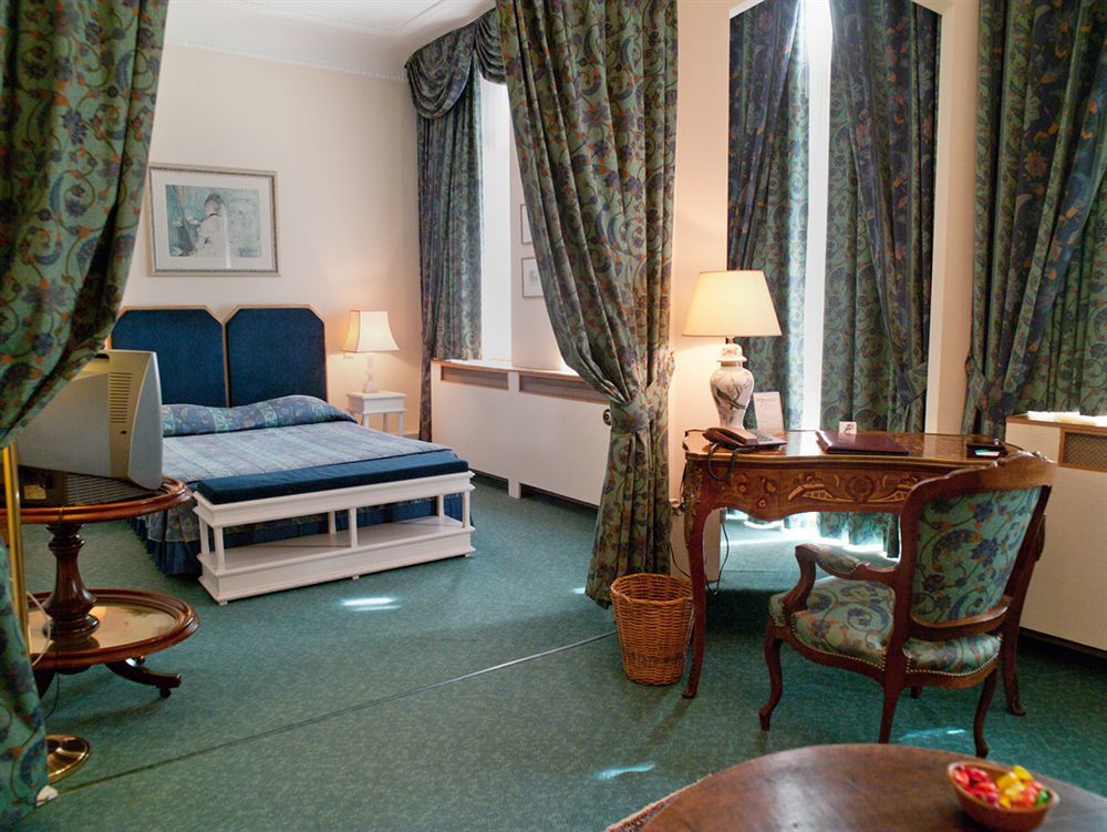 Hotel Firean Antwerp Luaran gambar
