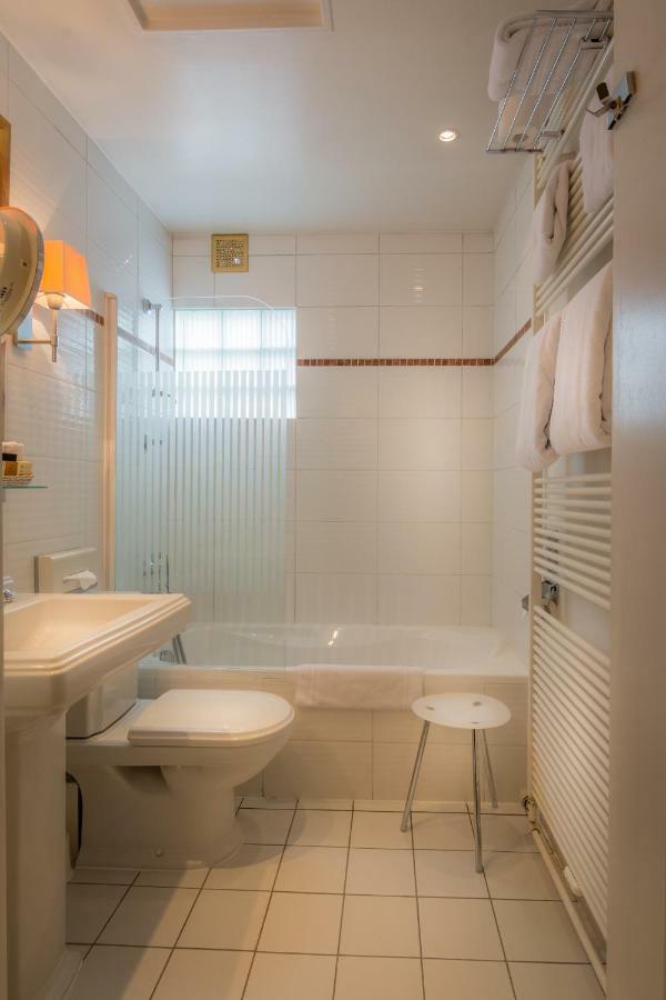 Hotel Firean Antwerp Luaran gambar
