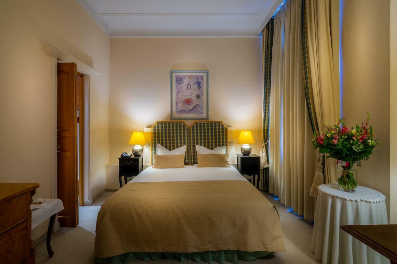 Hotel Firean Antwerp Luaran gambar